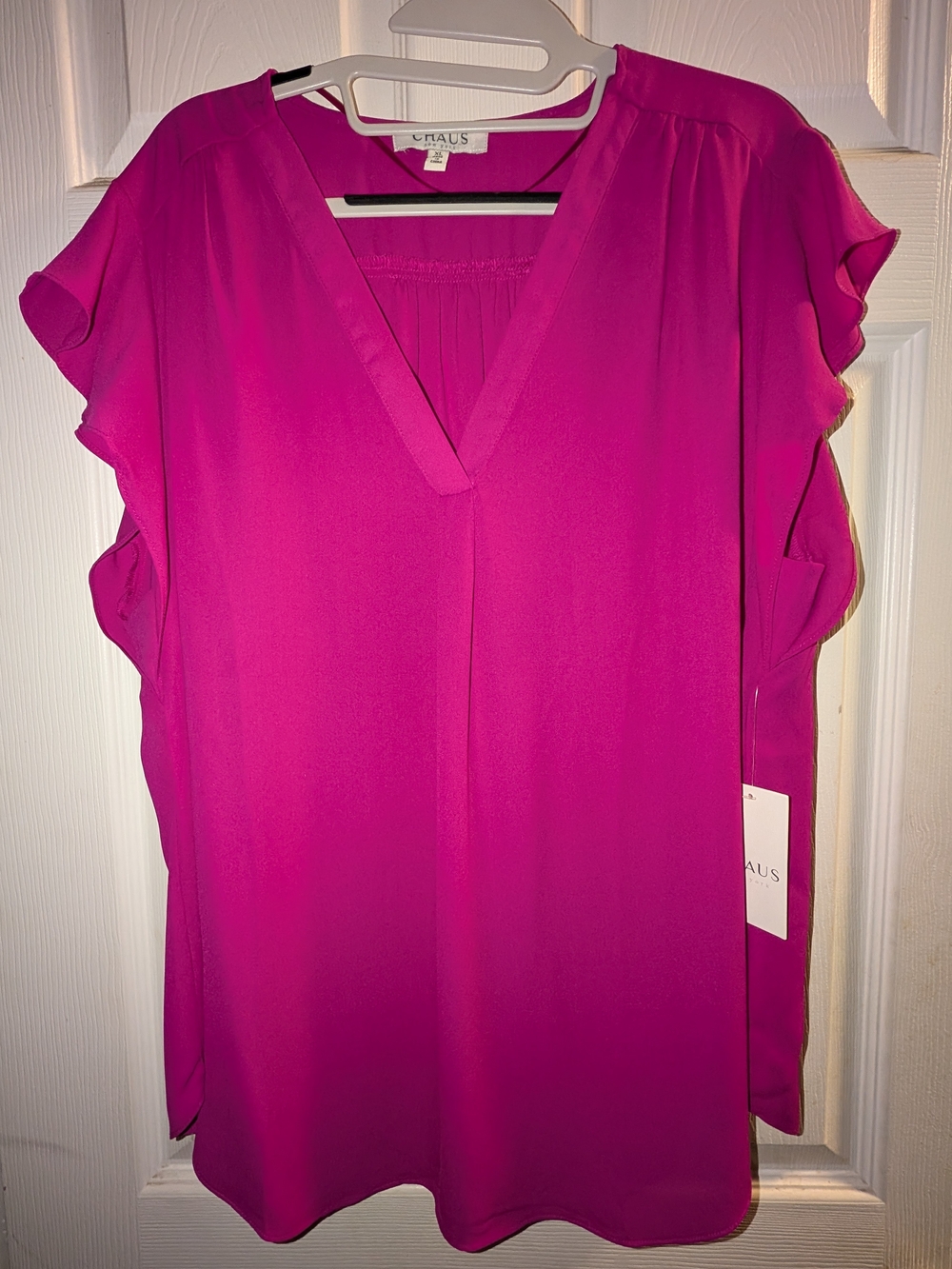 Chaus Women's Bright Fuchsia V-Neck Flutter Sleeve Top